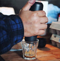 Portable Manual Coffee Maker Hand Espresso Maker Mini Coffee Machine Coffee Pot Outdoor Travel design (Black)